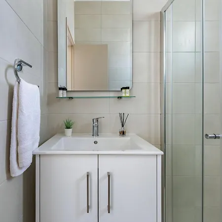 Mulberry Court Premium Apartamento Limassol
