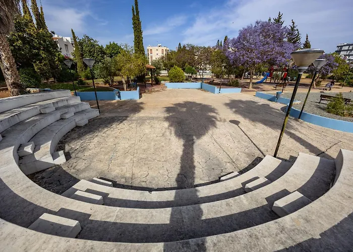 Mulberry Court Premium * リマソール