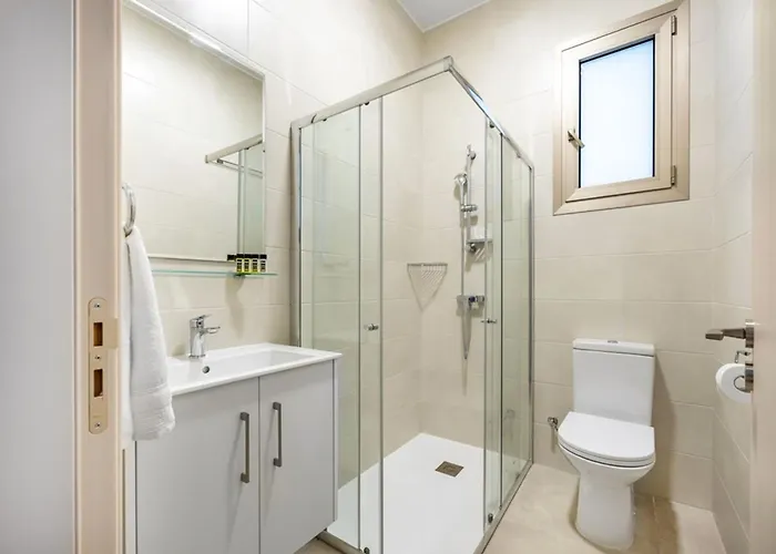 Mulberry Court Premium * リマソール