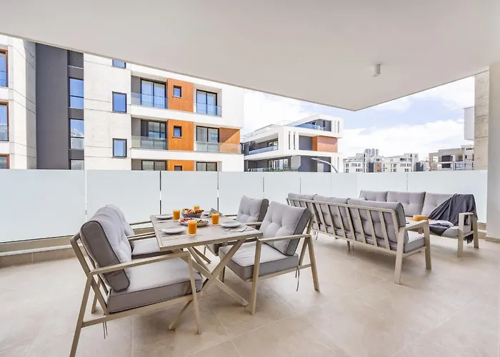 Mulberry Court Premium Limassol