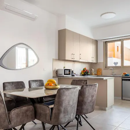 Mulberry Court Premium Apartments *