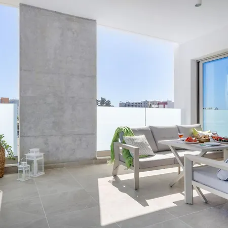 Mulberry Court Premium Apartments *